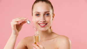 Salicylic Acid is One Of The Most Commonly Used Topical Face Acids! Here’s How To Use It!